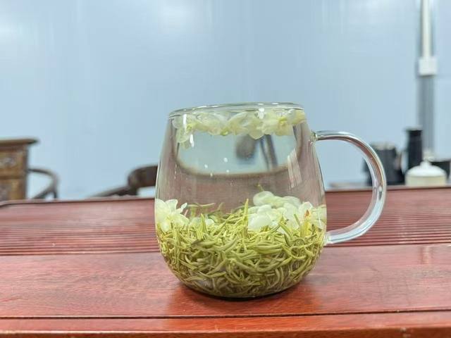 宫廷飘雪一号 细节
